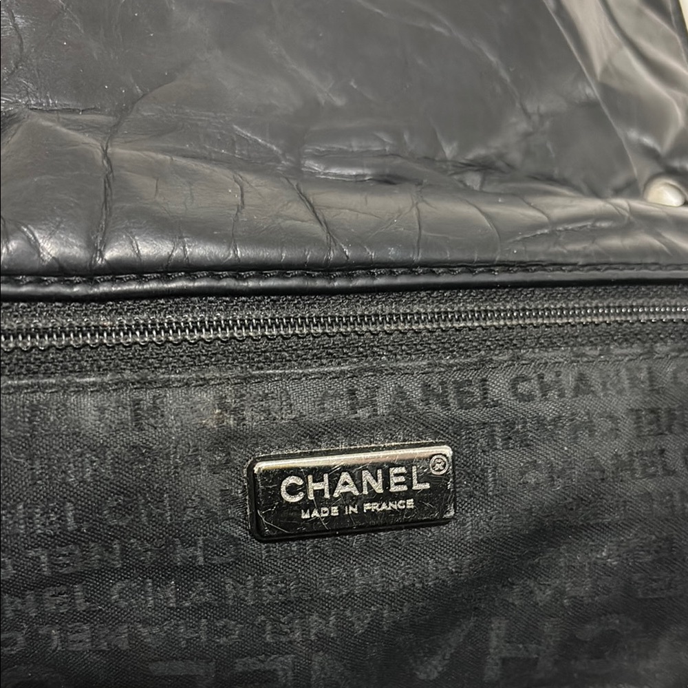 Chanel Authentic 2005 Bubble Shoulder Bag with Chain Strap - Picture 5 of 16